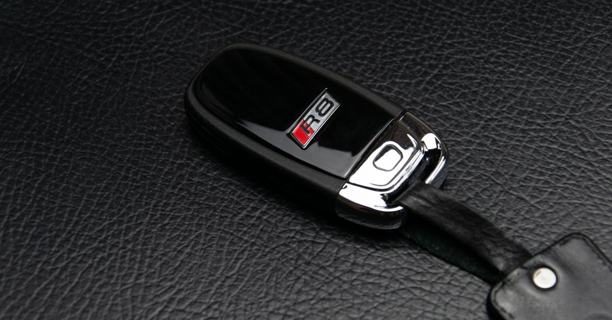 Toyota car key fob — Corona Del Mar Locksmith