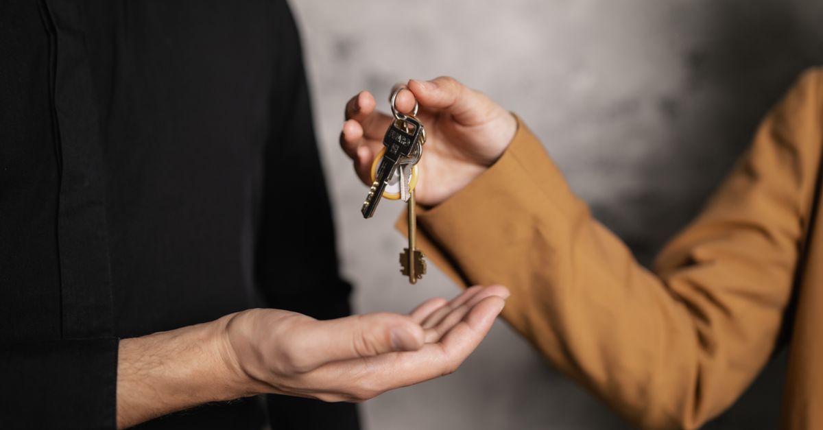 What Is a Locksmith Call-Out Fee — and When Do You Pay It? — Corona Del Mar Locksmith